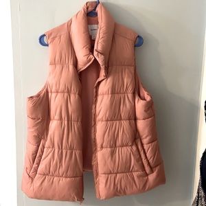 Women’s Puffer Vest